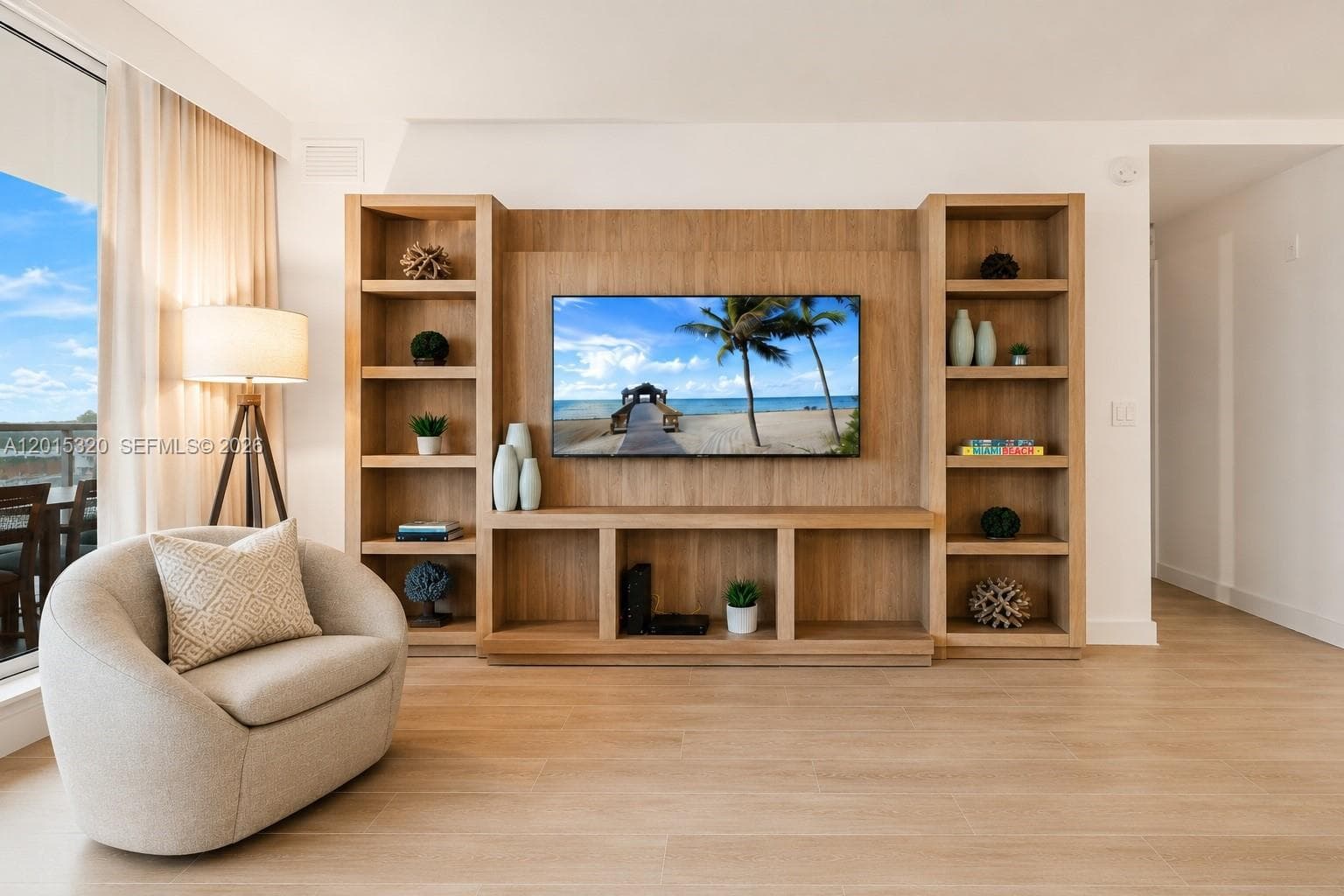 Roney Palace · #1129 in Miami Beach - Photo 2