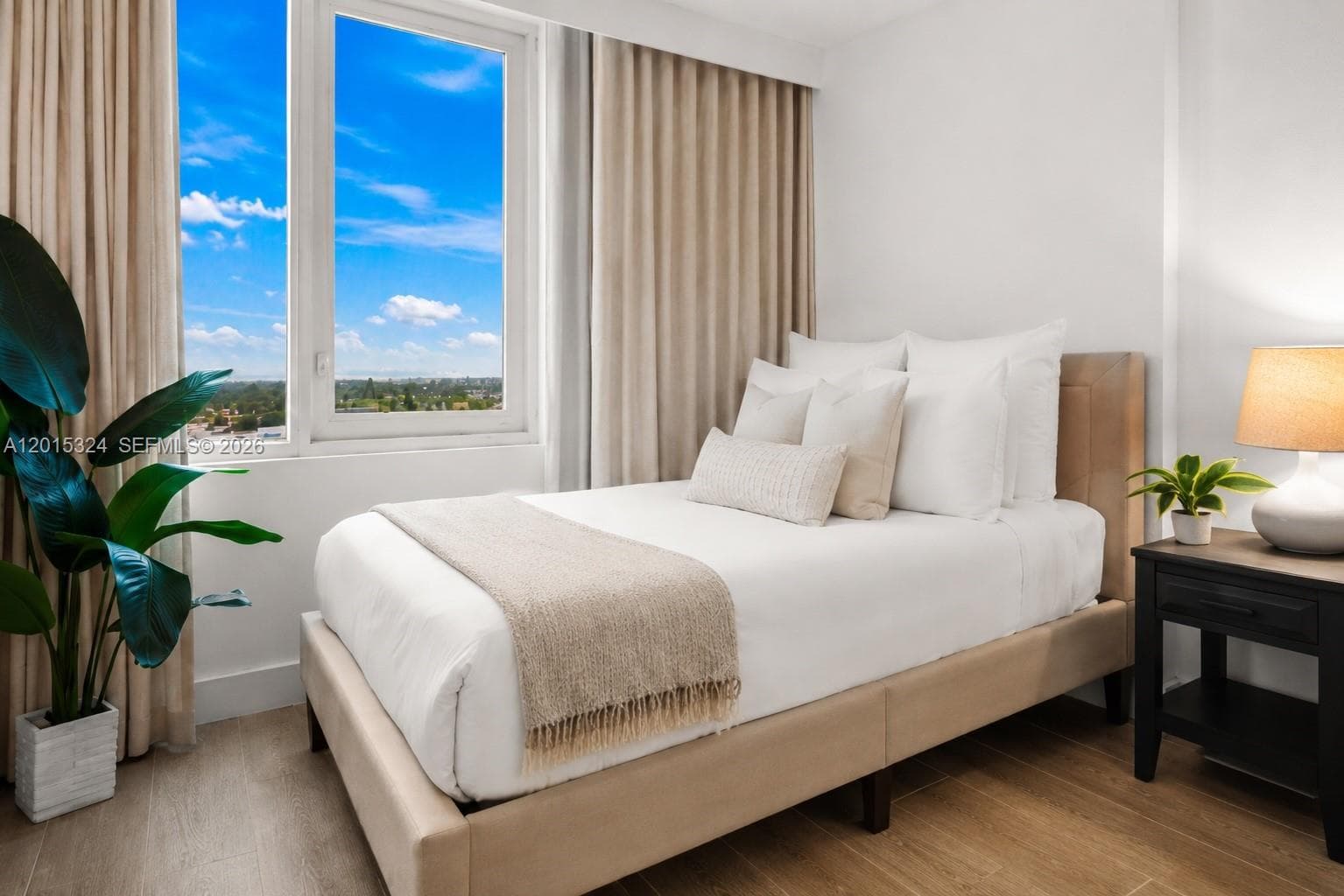 Roney Palace · #1128 in Miami Beach - Photo 2