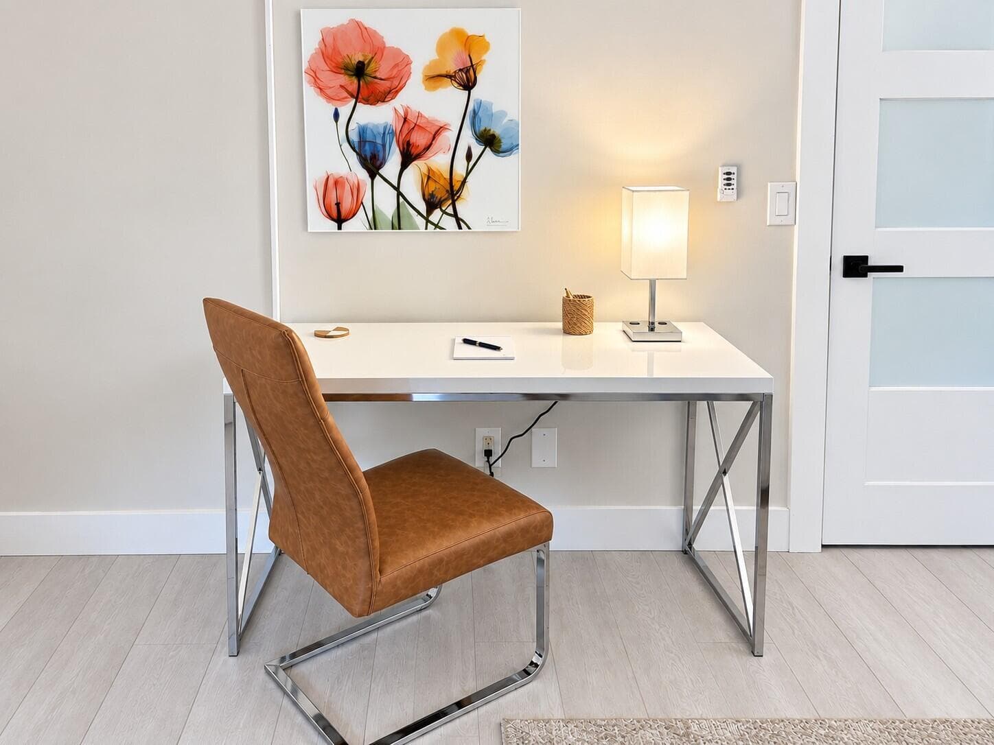Desk - whiter light - landscape