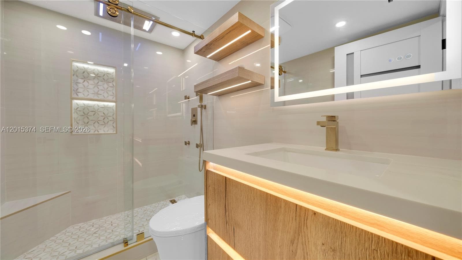 2nd bathroom