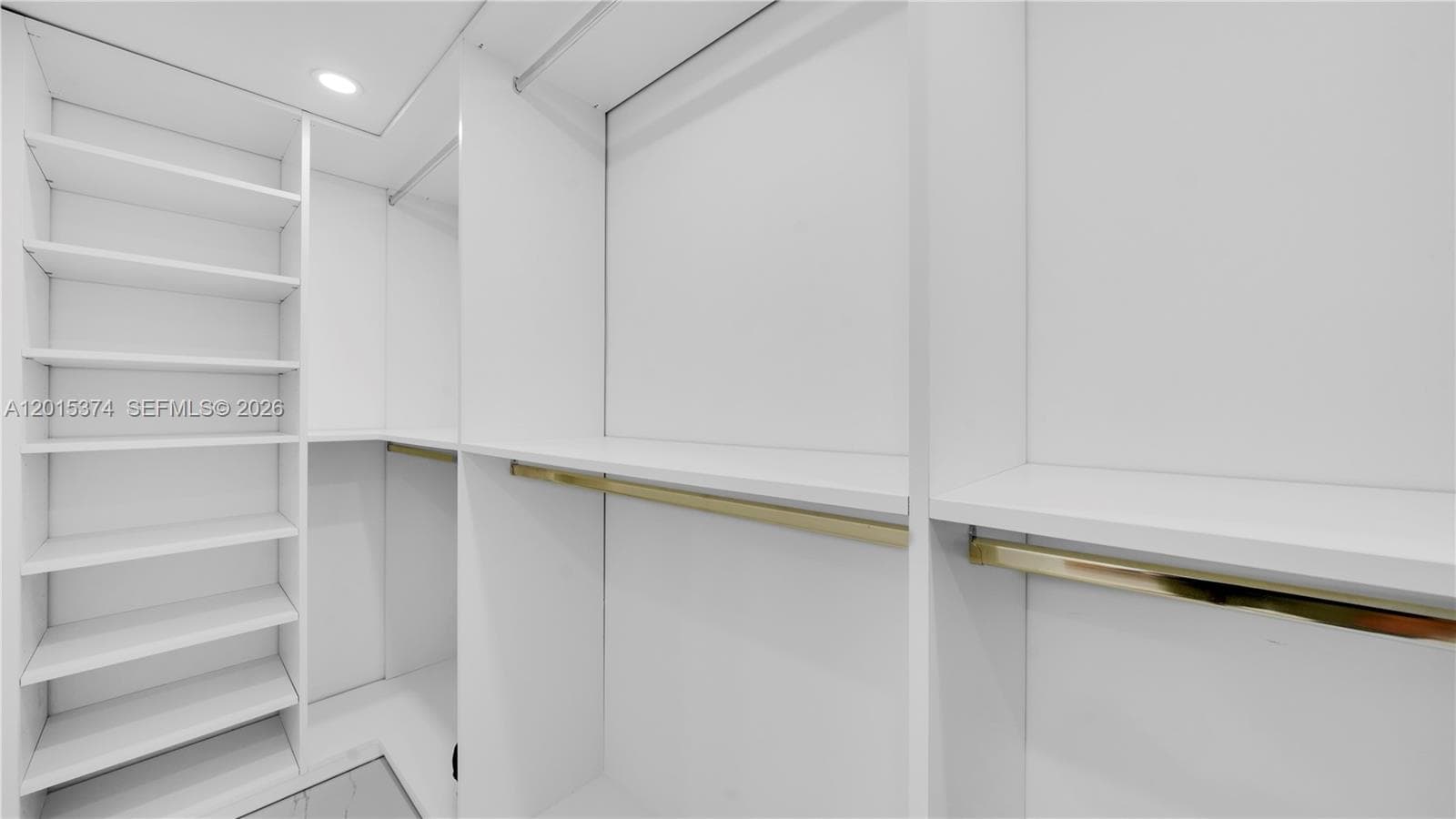 Walk-in in Primary