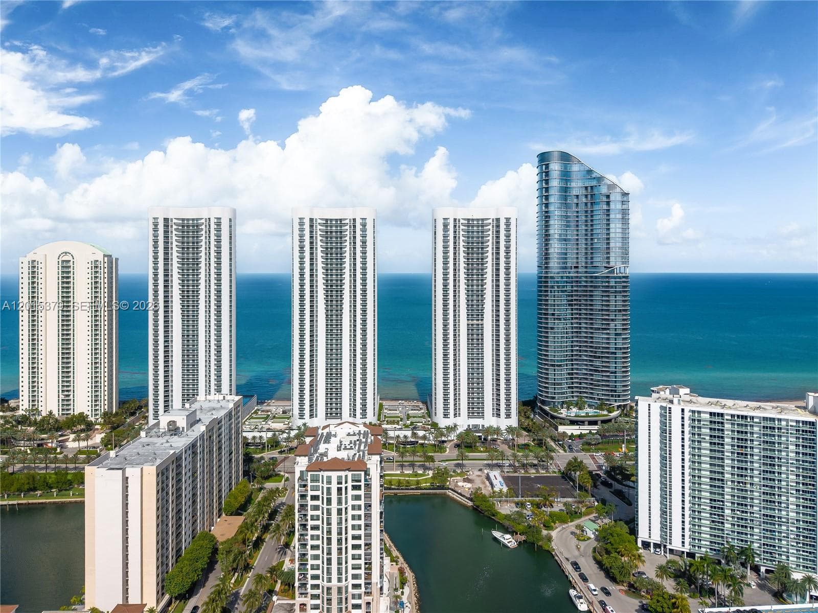Turnberry Ocean Colony · #704 in Sunny Isles Beach - Photo 81