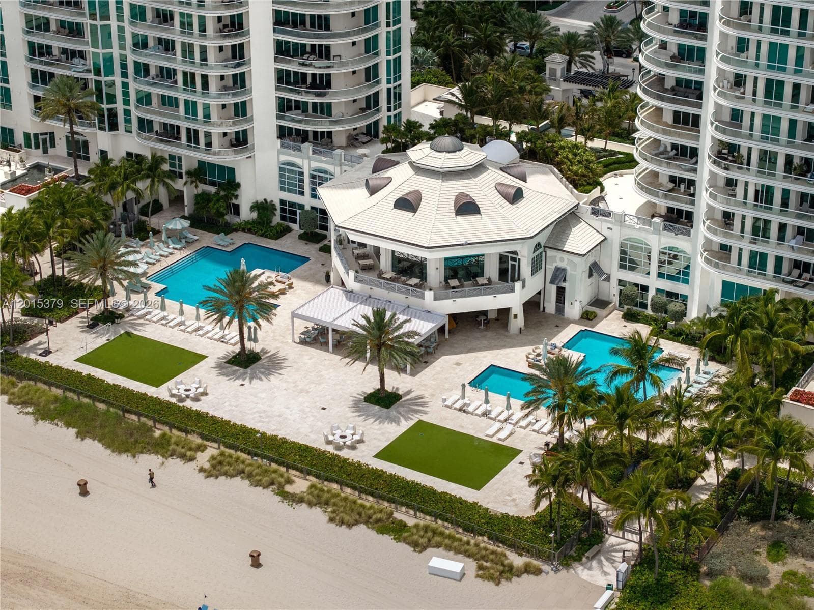 Turnberry Ocean Colony · #704 in Sunny Isles Beach - Photo 71