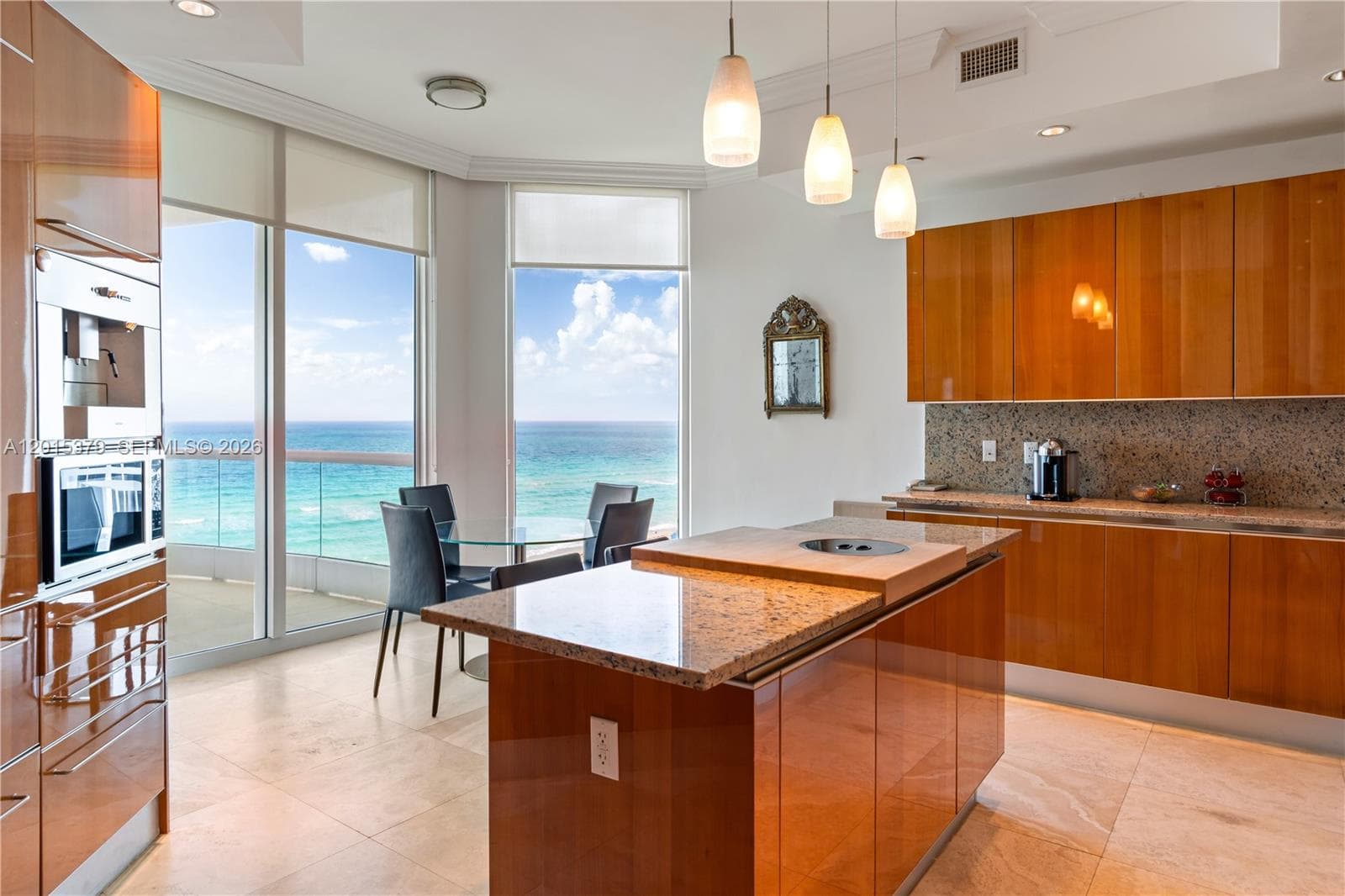 Turnberry Ocean Colony · #704 in Sunny Isles Beach - Photo 9