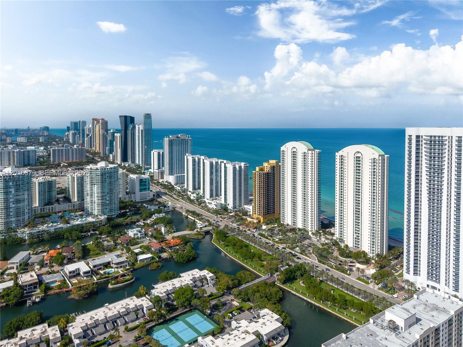 Turnberry Ocean Colony · #704 in Sunny Isles Beach - Photo 82