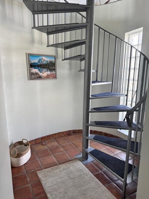 pam circular stairs to second level