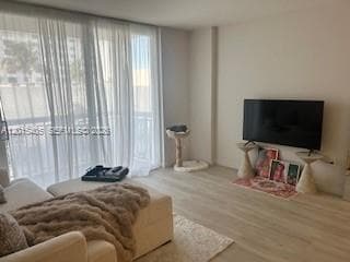 THE PRESIDENTIAL CONDO · #525 in Miami Beach - Photo 5