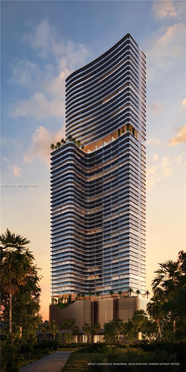 JEM Miami Worldcenter · #44A in Miami - Photo 34