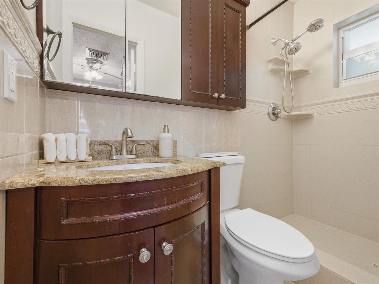 Guest Bedroom Bathroom