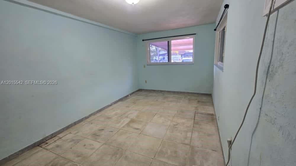 701 Tamiami Canal Rd photo 41