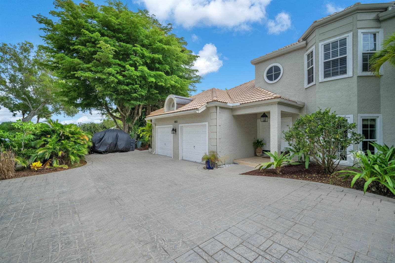 11813 Pebblewood Drive