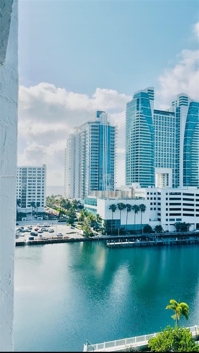 TOWERS OF OCEANVIEW SOUTH · #1018 in Hallandale Beach - Photo 1