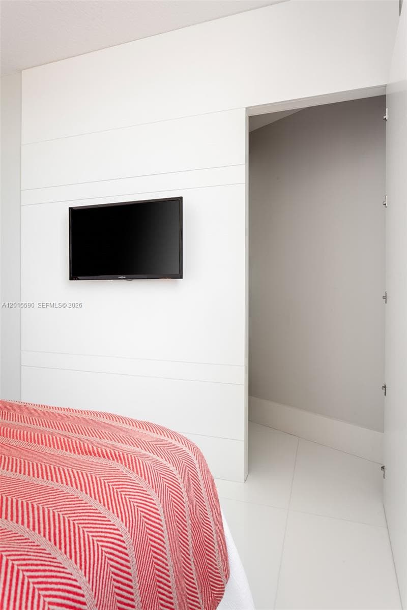 EDEN HOUSE CONDO · #1402 in Miami Beach - Photo 12