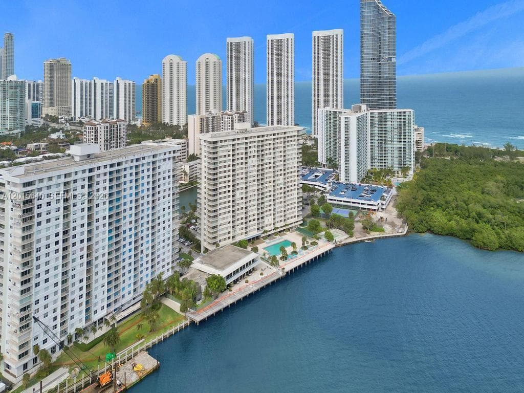 ARLEN HOUSE CONDO · #906 in Sunny Isles Beach - Photo 63