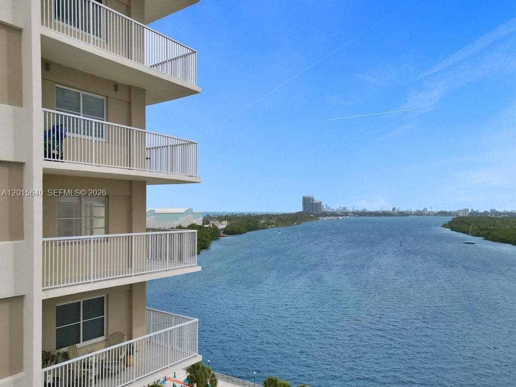 ARLEN HOUSE CONDO · #906 in Sunny Isles Beach - Photo 66