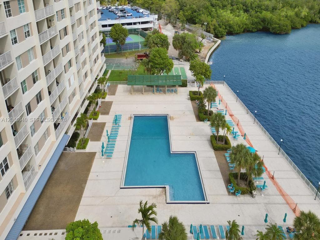 ARLEN HOUSE CONDO · #906 in Sunny Isles Beach - Photo 65