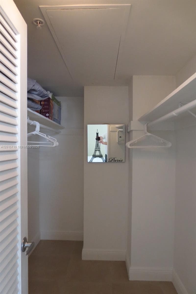 Residences · #703 in Hollywood - Photo 9
