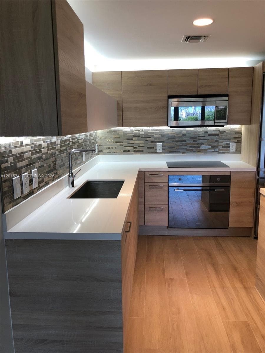 The Harbour South Condo · #519 in North Miami Beach - Photo 104