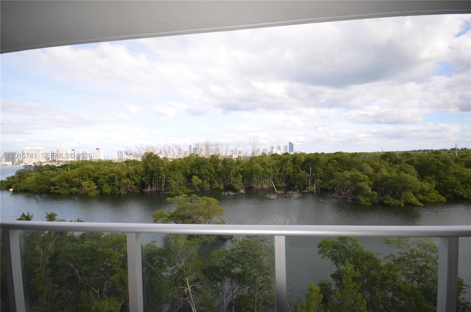 The Harbour South Condo · #519 in North Miami Beach - Photo 17