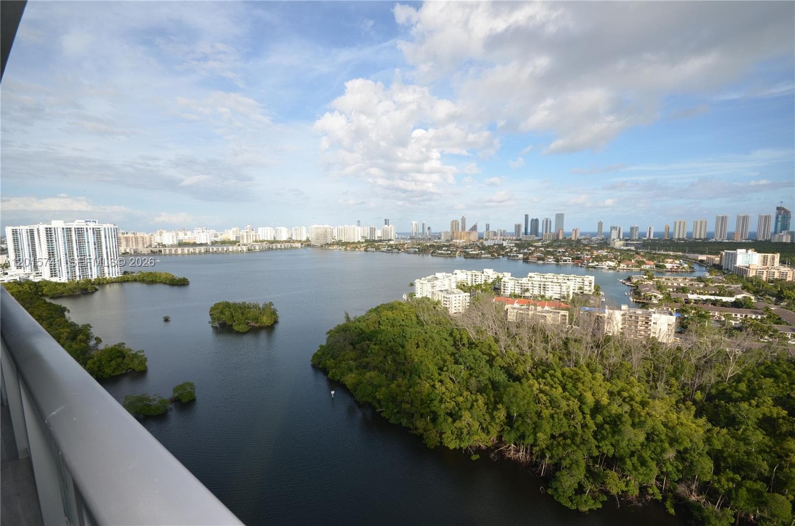 The Harbour South Condo · #519 in North Miami Beach - Photo 10