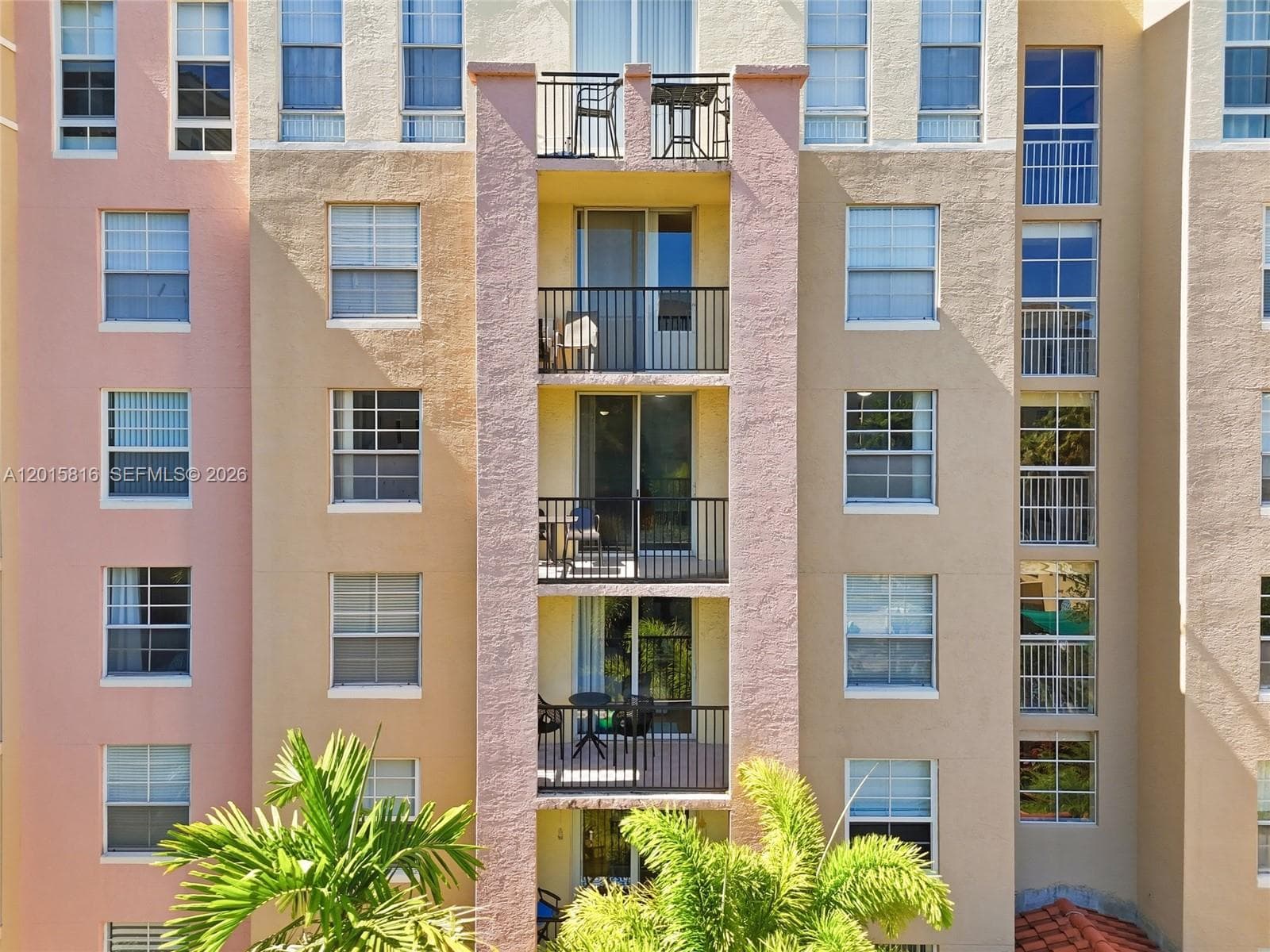 LAS OLAS BY THE RIVER · #2501 in Fort Lauderdale - Photo 33