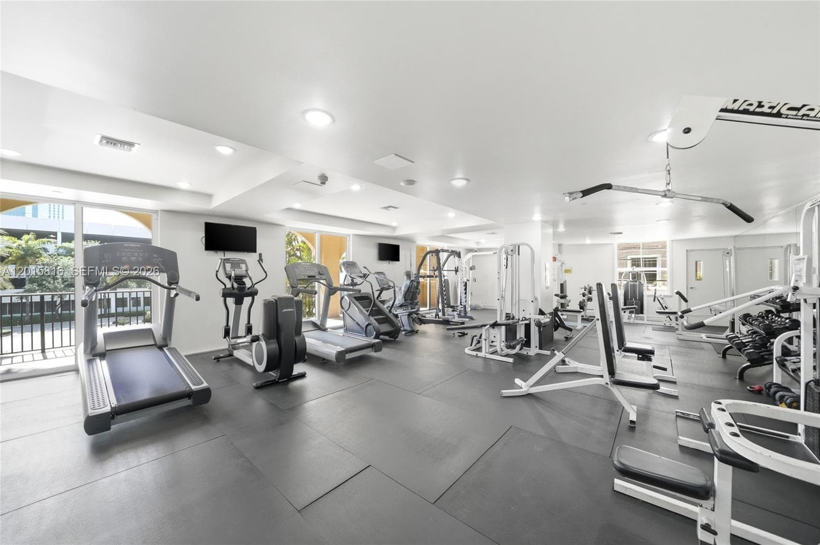LAS OLAS BY THE RIVER · #2501 in Fort Lauderdale - Photo 4