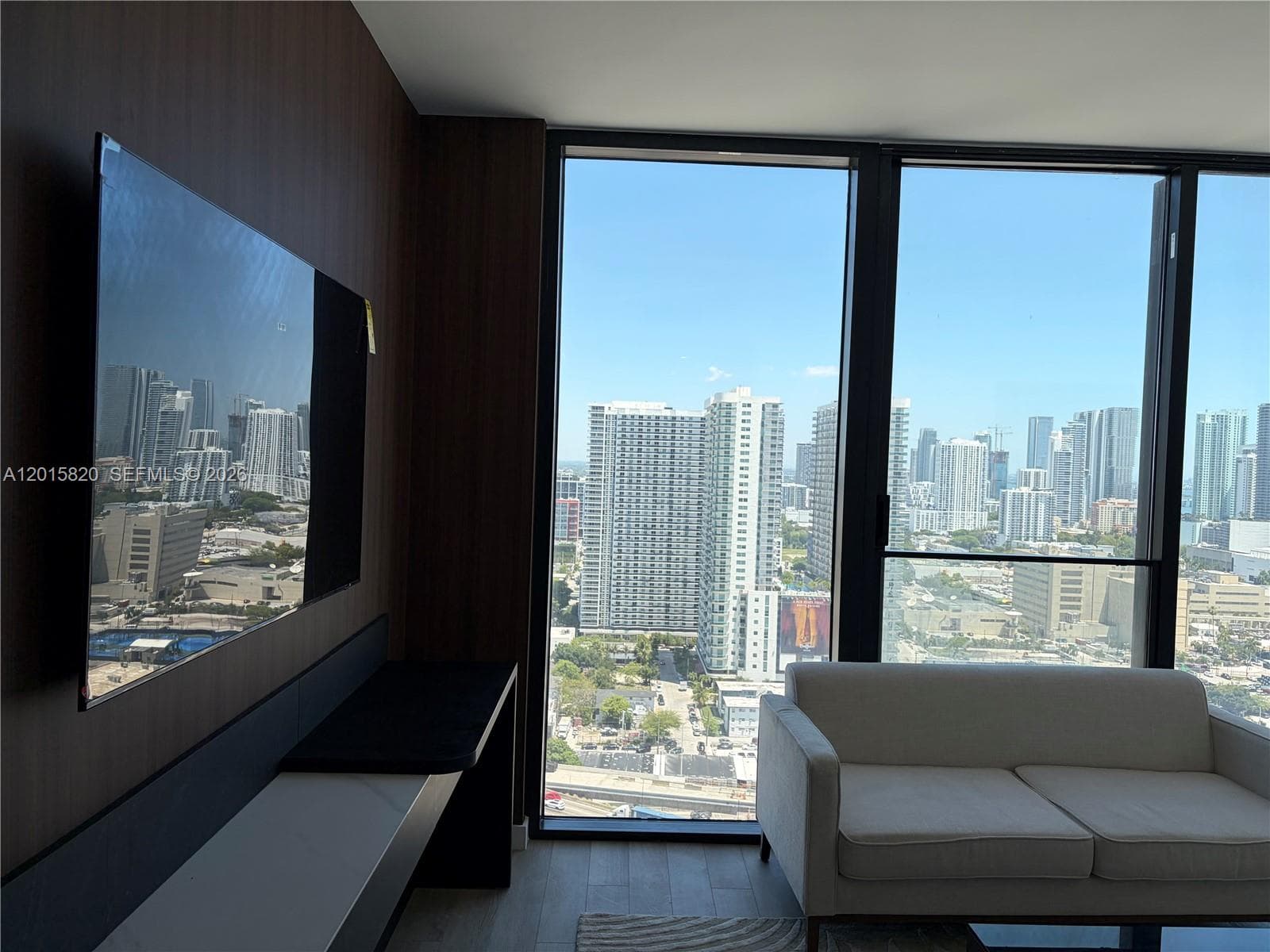 ELEVEN HOTEL AND RESIDEN · #2805 in Miami - Photo 10