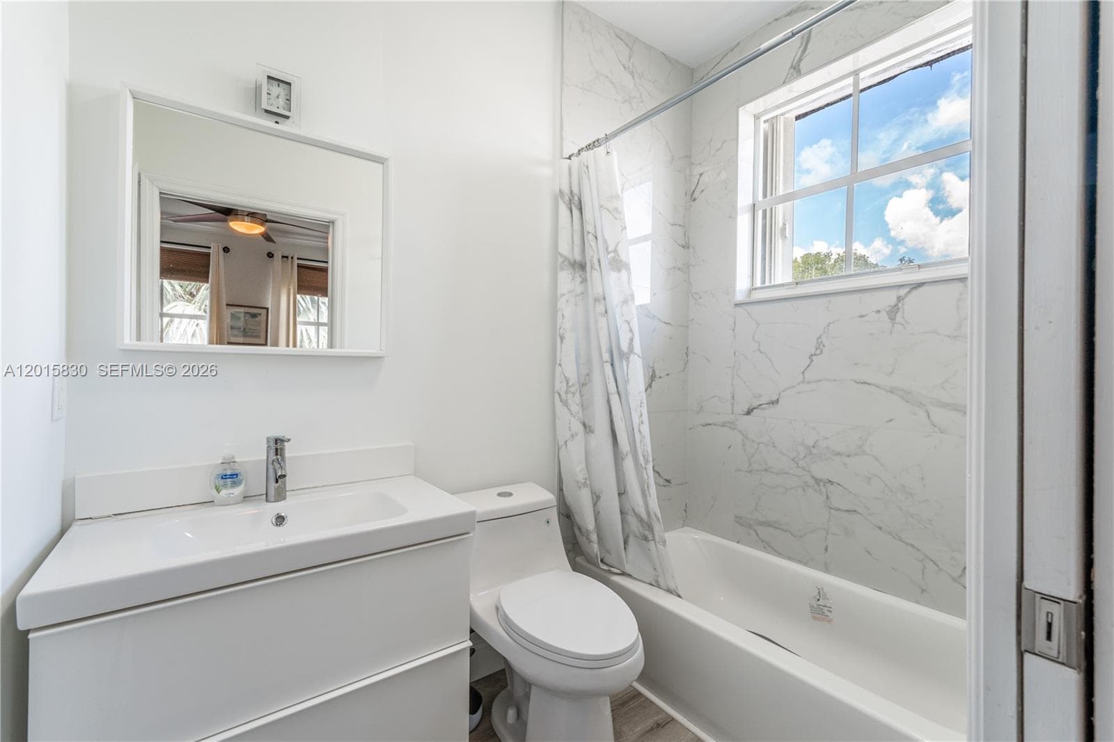 private bathroom for Bedroom 3