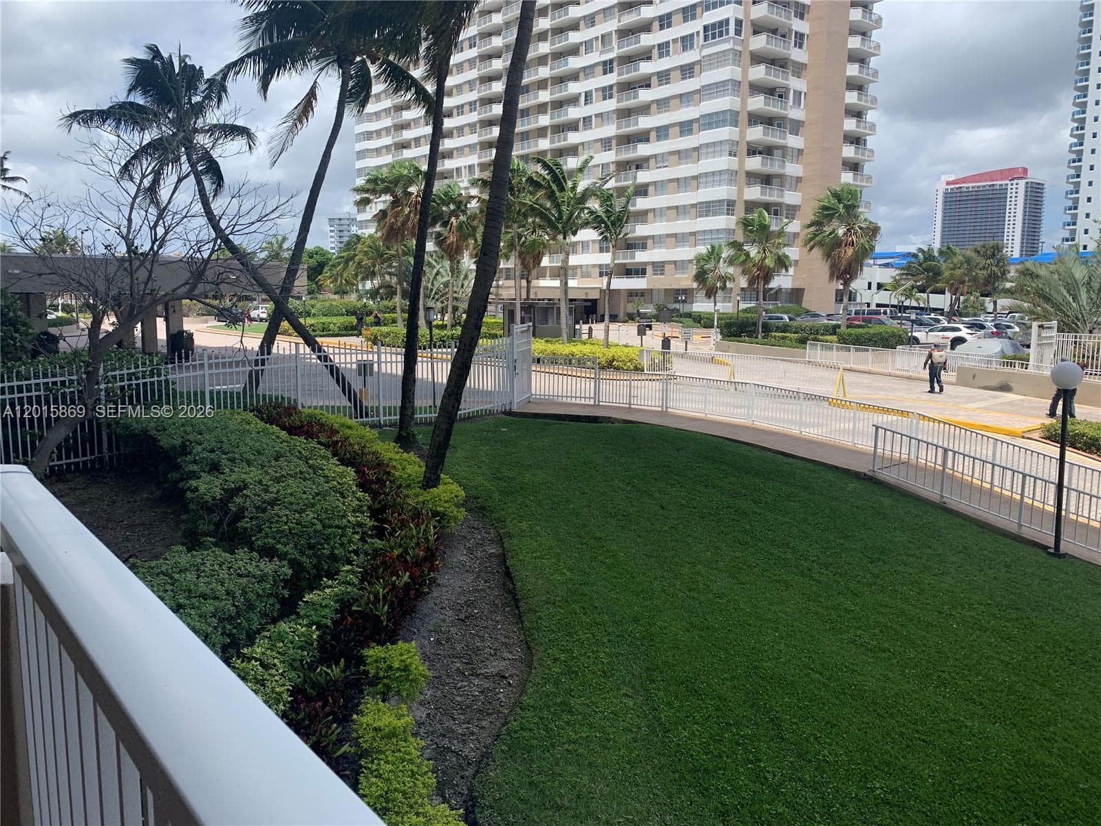 HEMISPHERES CONDO · #MZM in Hallandale Beach - Photo 16