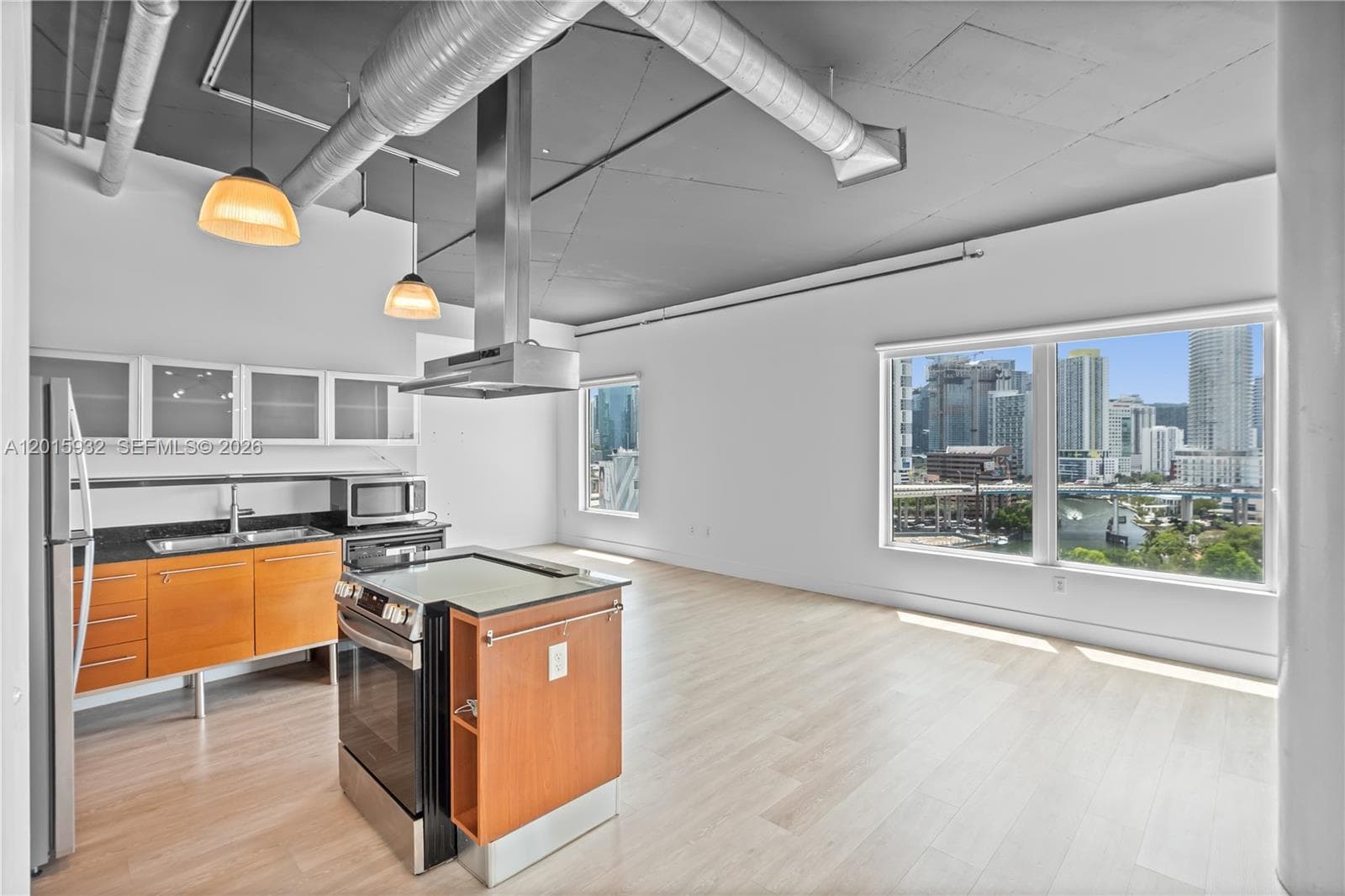NEO CONDO · #1504 in Miami - Photo 6