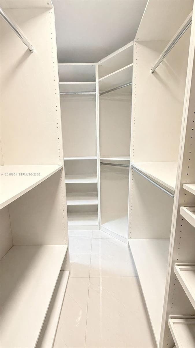 OCEANVIEW BUILDING B · #402 in Sunny Isles Beach - Photo 10
