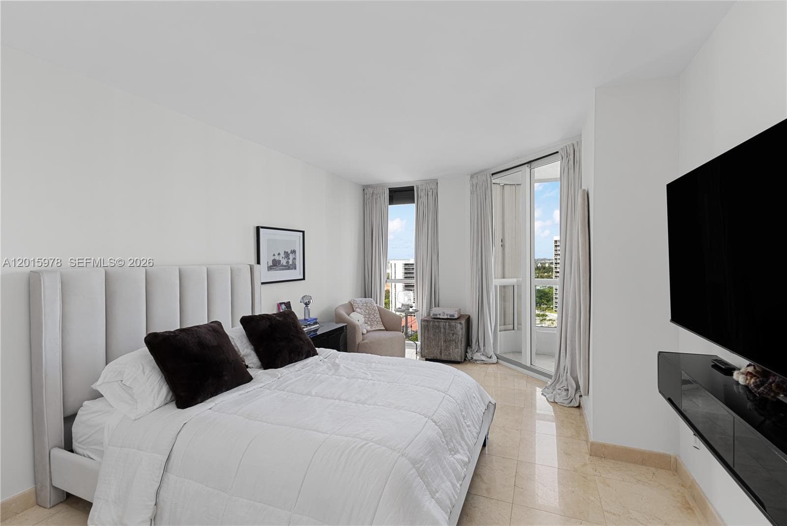 SOUTH TOWER AT THE POINT · #1707 in Aventura - Photo 19