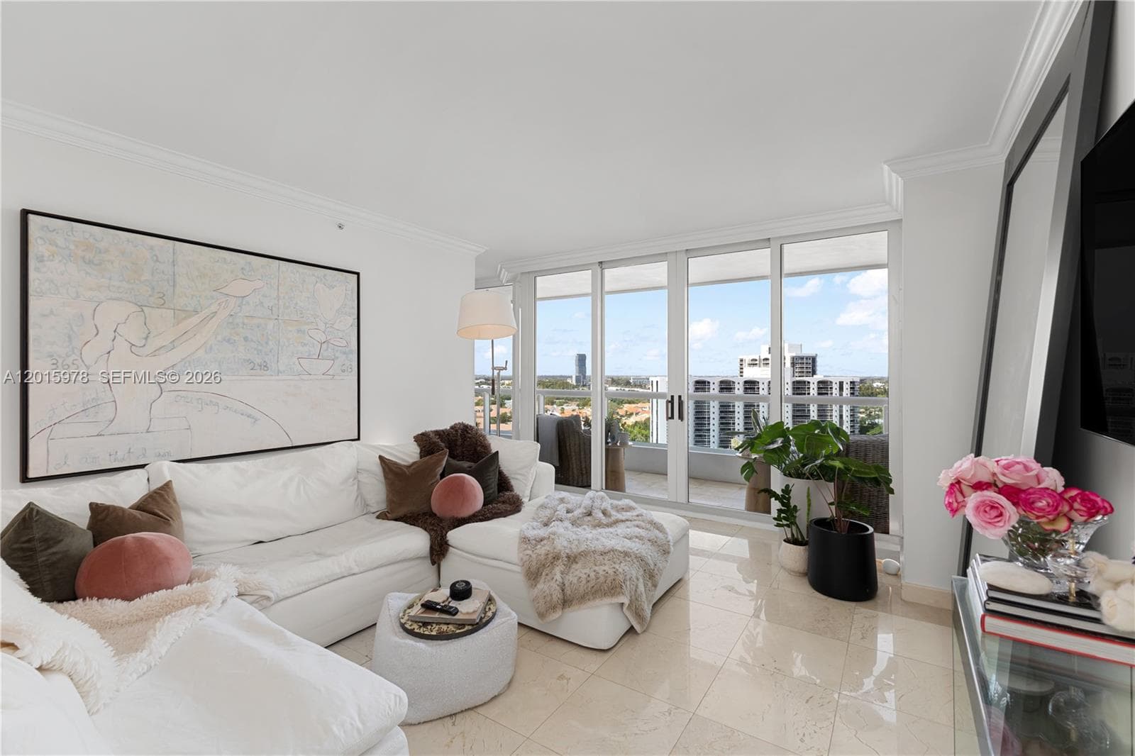 SOUTH TOWER AT THE POINT · #1707 in Aventura - Photo 4