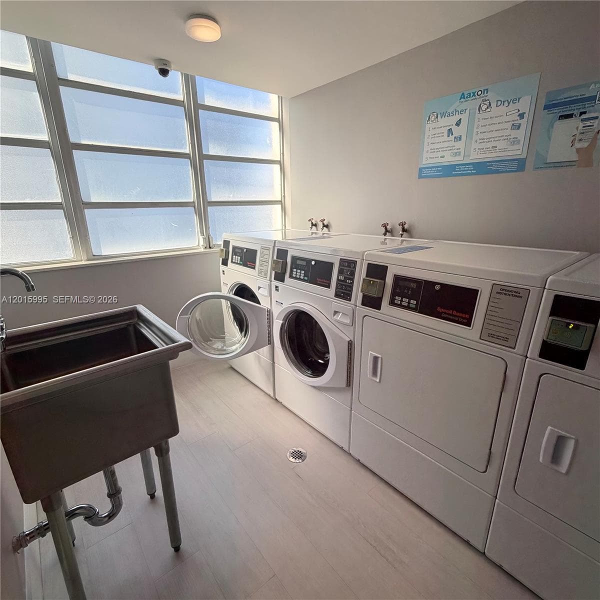 BRICKELL BAY TOWER CONDO · #1104 in Miami - Photo 15