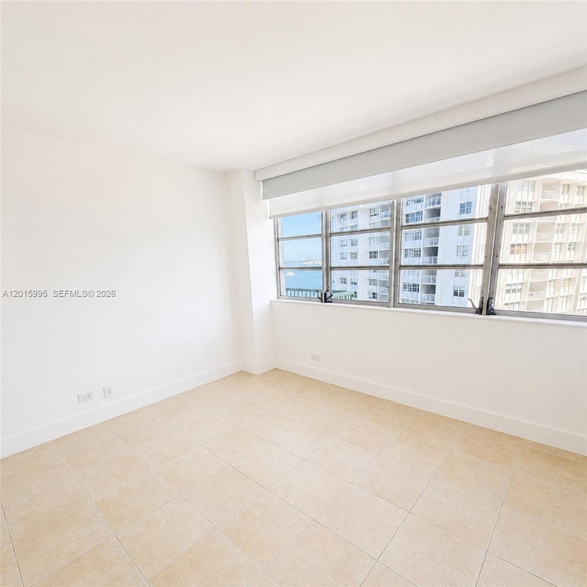 BRICKELL BAY TOWER CONDO · #1104 in Miami - Photo 11