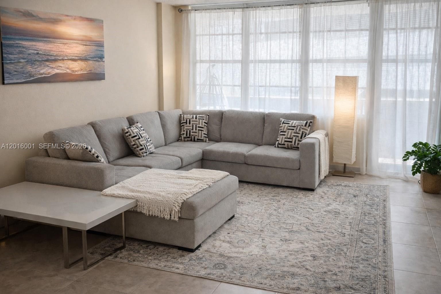 SEA AIR TOWERS CONDO · #1015 in Hollywood - Photo 4