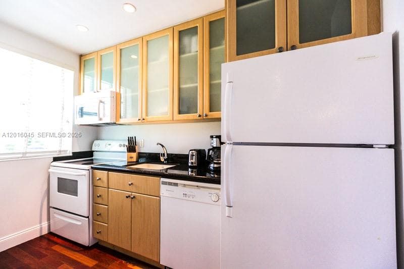 SOUTH BEACH HUDSON CONDO · #106 in Miami Beach - Photo 4