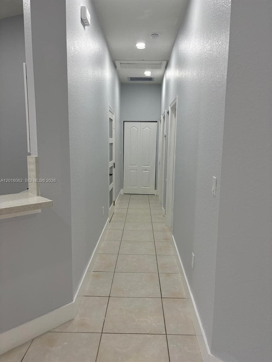 2120 NE 37th Rd #1 photo 14