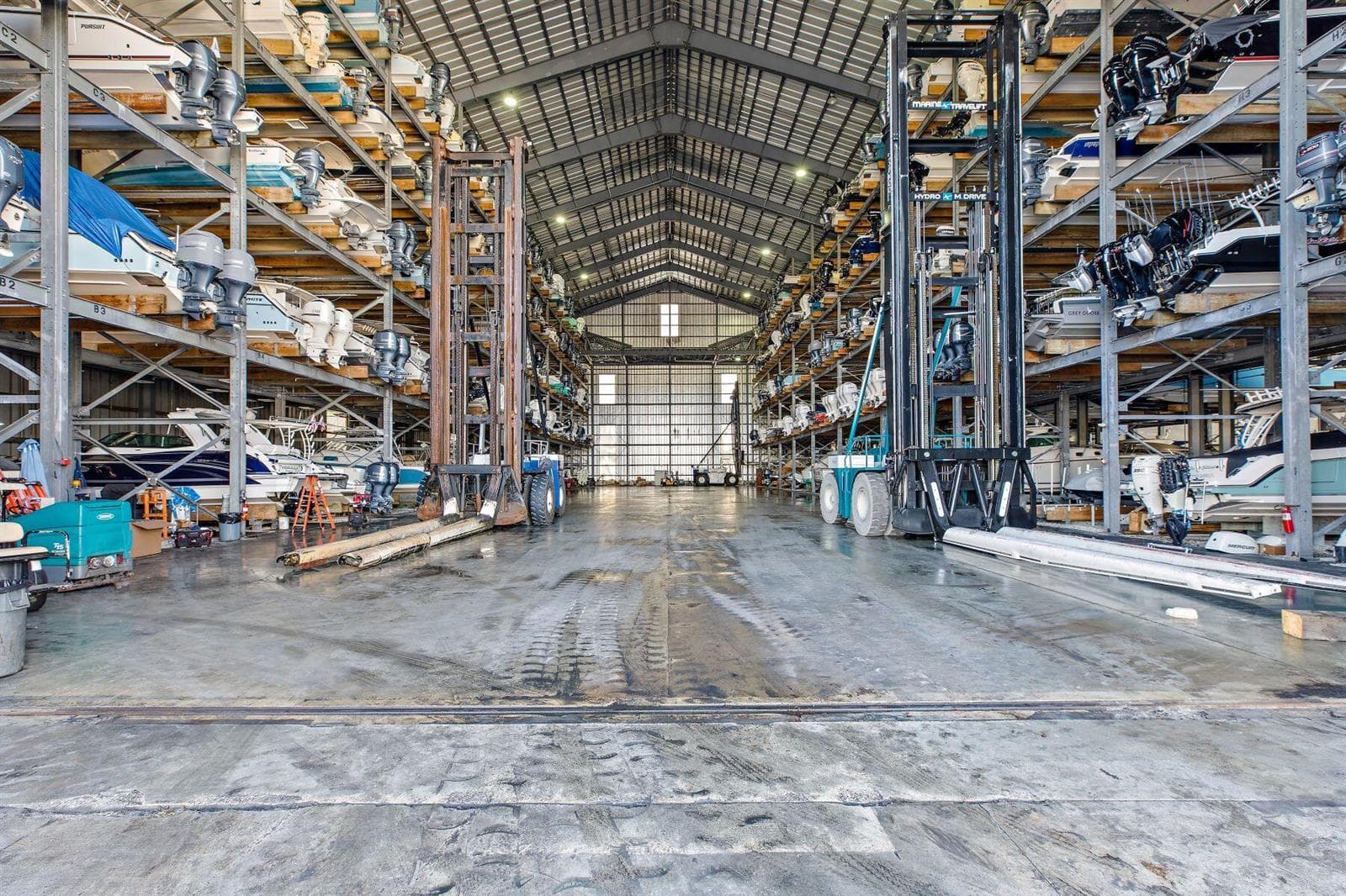 20 Adjacent Marina Drydocks