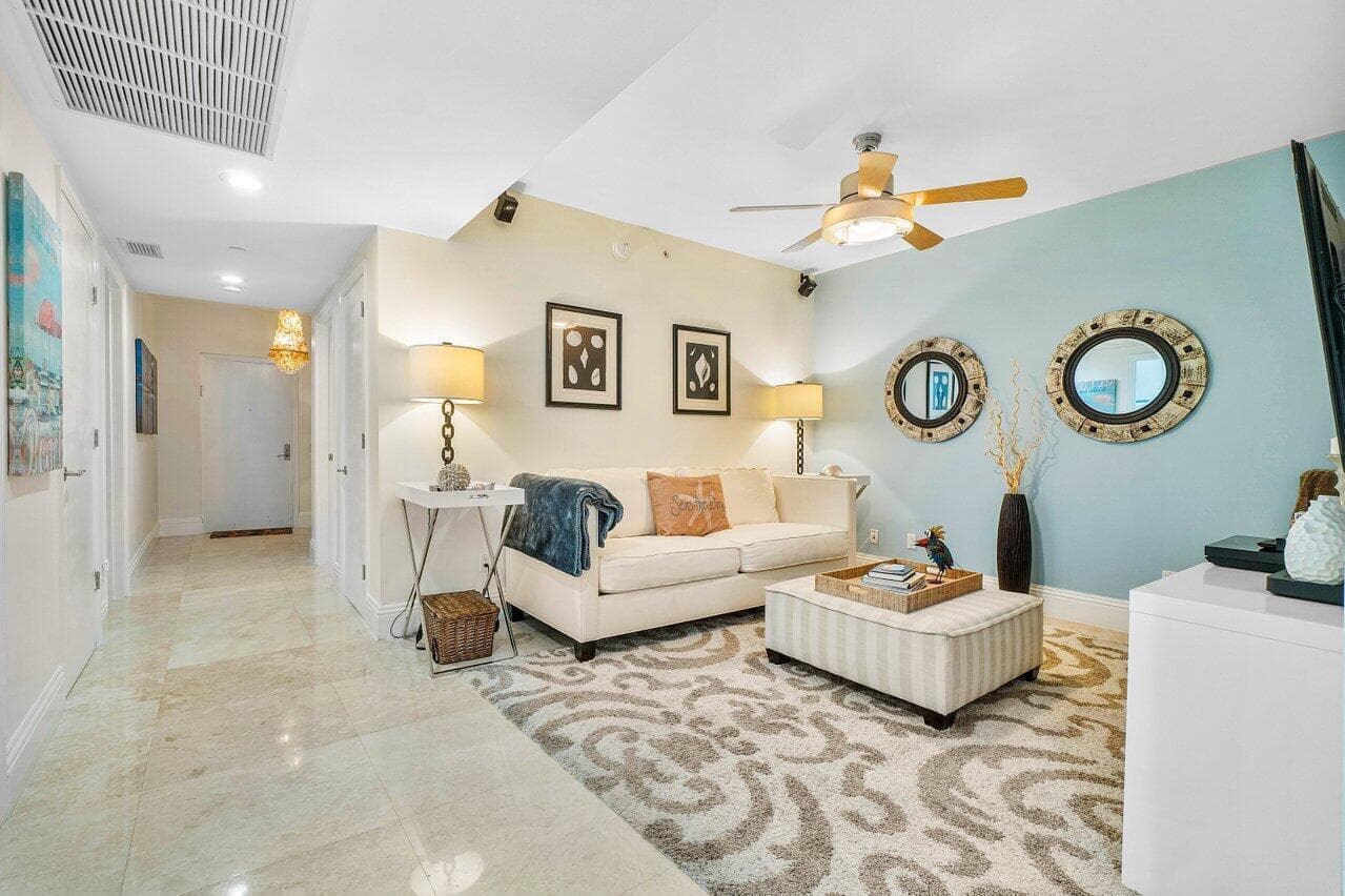 Den / Bonus Room