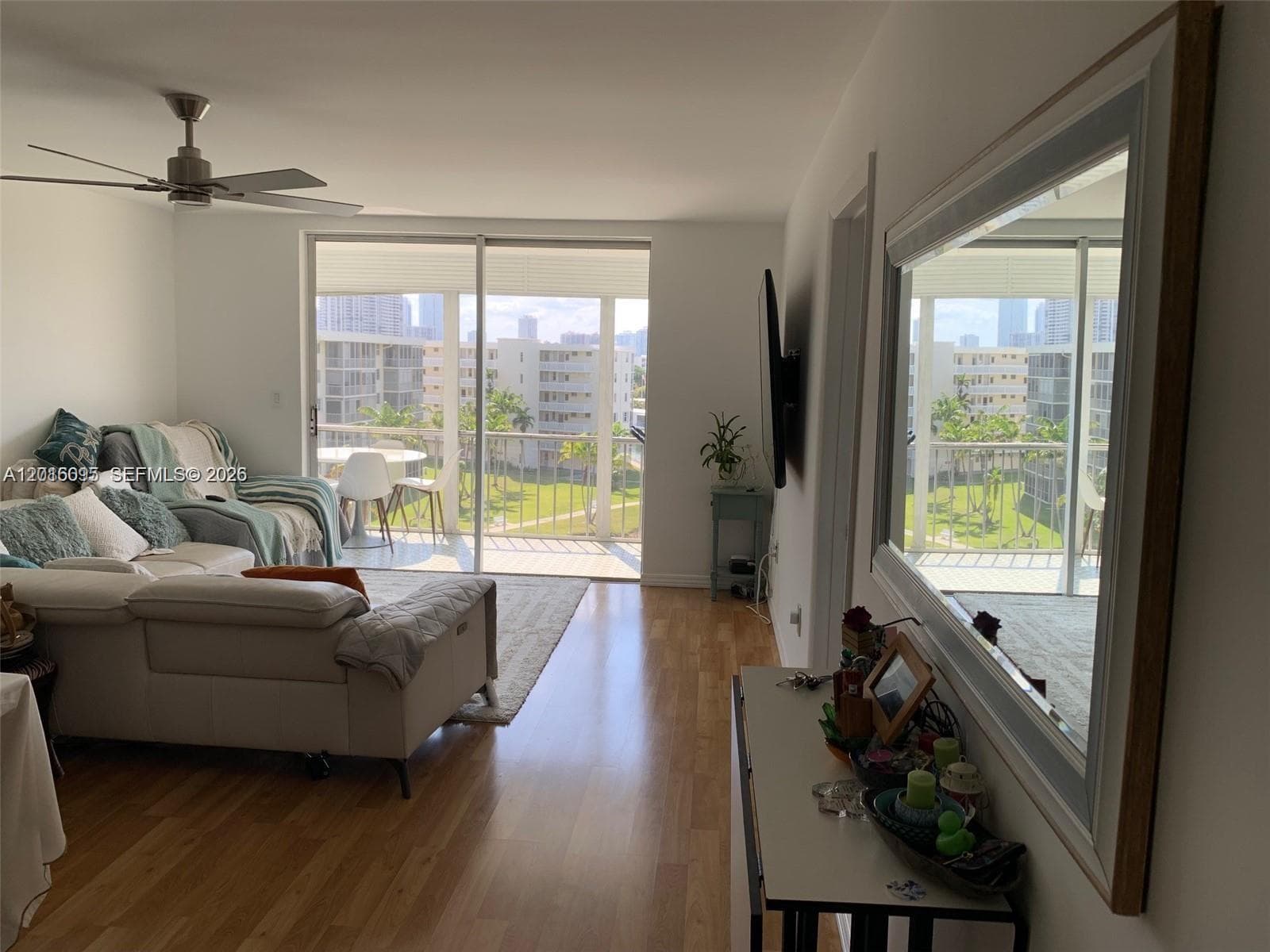POINT EAST SEC II CONDO · #J603 in Aventura - Photo 2