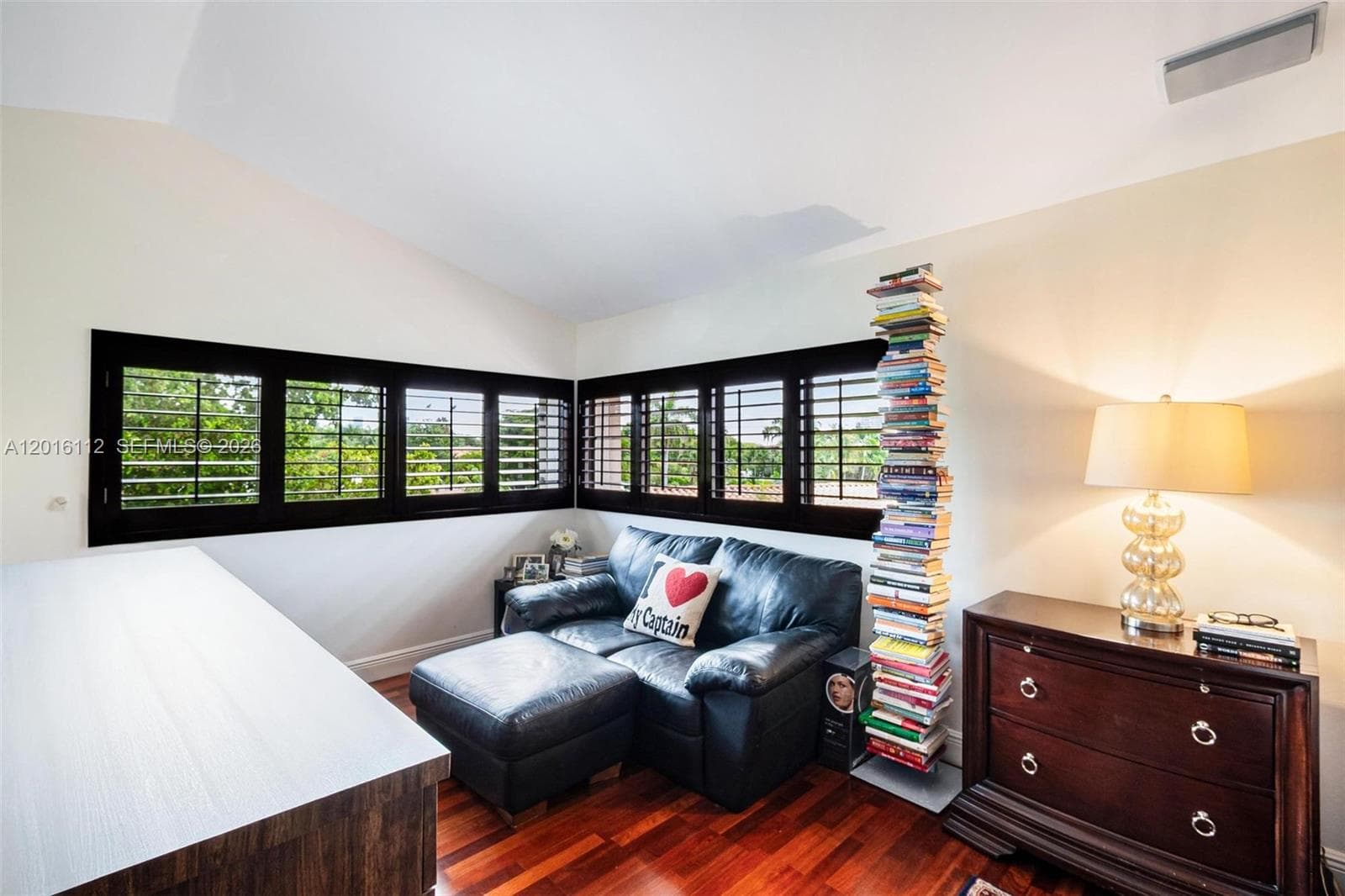 Master Bedroom sitting room