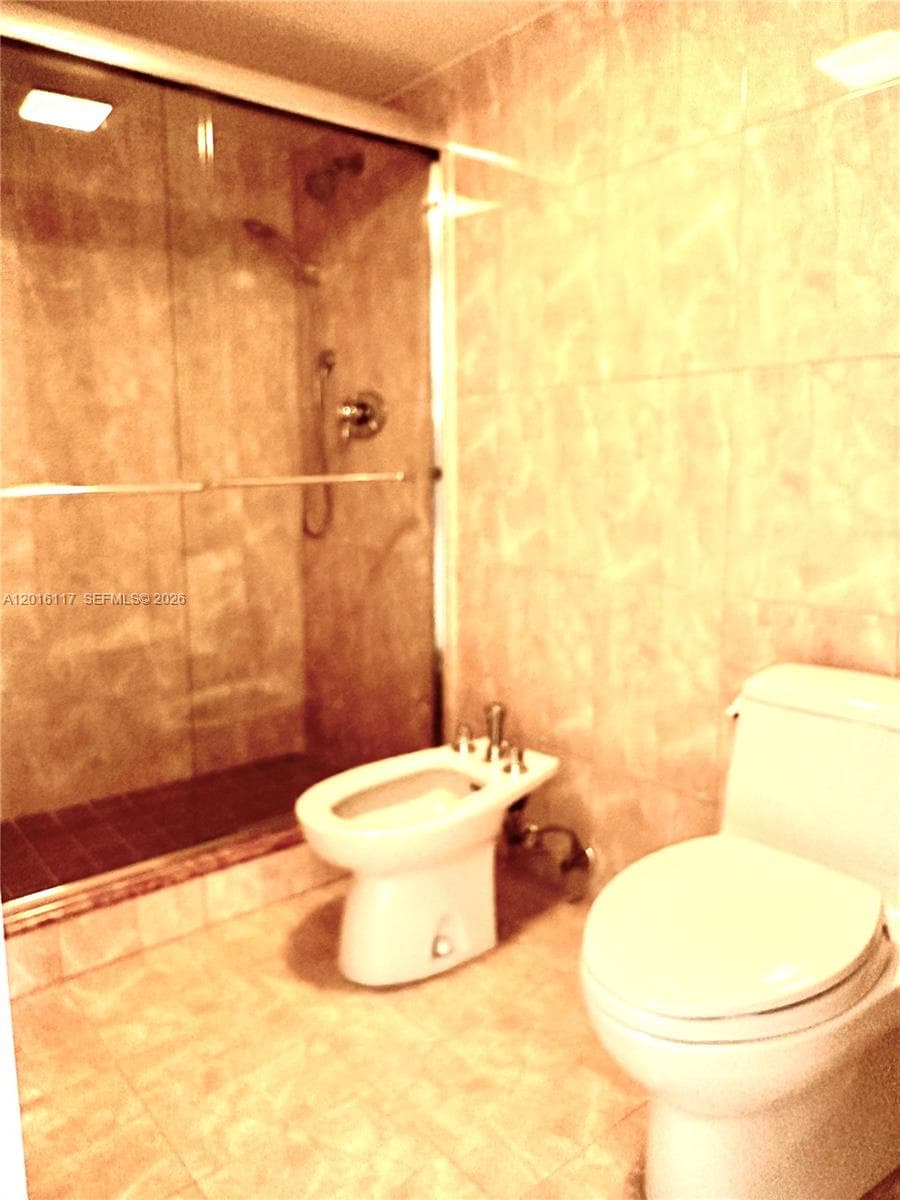 WINSTON TOWERS 600 CONDO · #2411 in Sunny Isles Beach - Photo 14