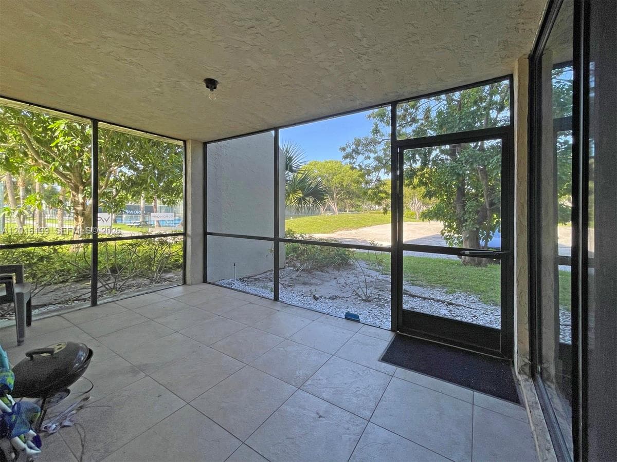 LAVERS RESORT & RACQUET · #110 in Delray Beach - Photo 8