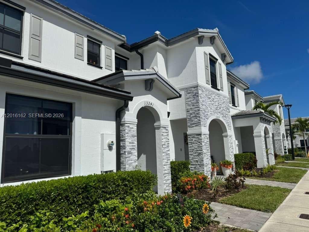 13241 SW 285th Street photo 4