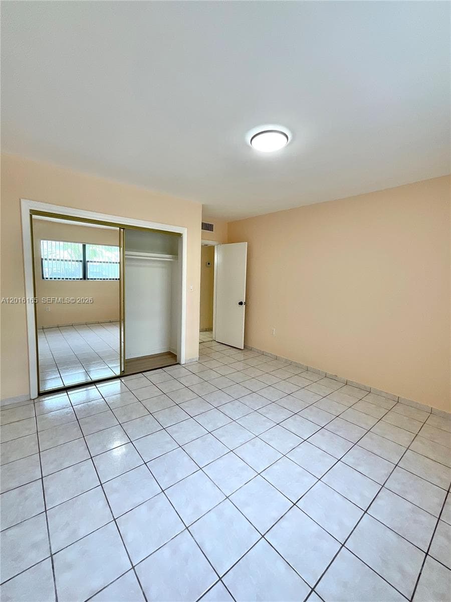 Melrose Place South Condo · #7 in North Miami Beach - Photo 9
