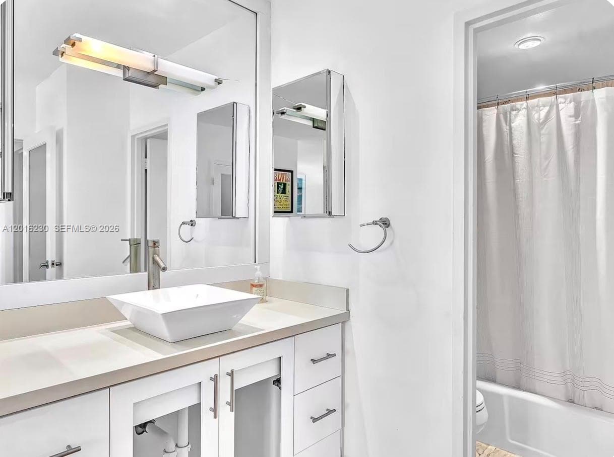 The Decoplage · #1641 in Miami Beach - Photo 9