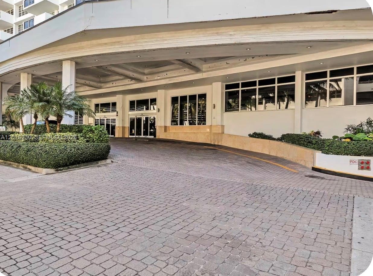 The Decoplage · #1641 in Miami Beach - Photo 21