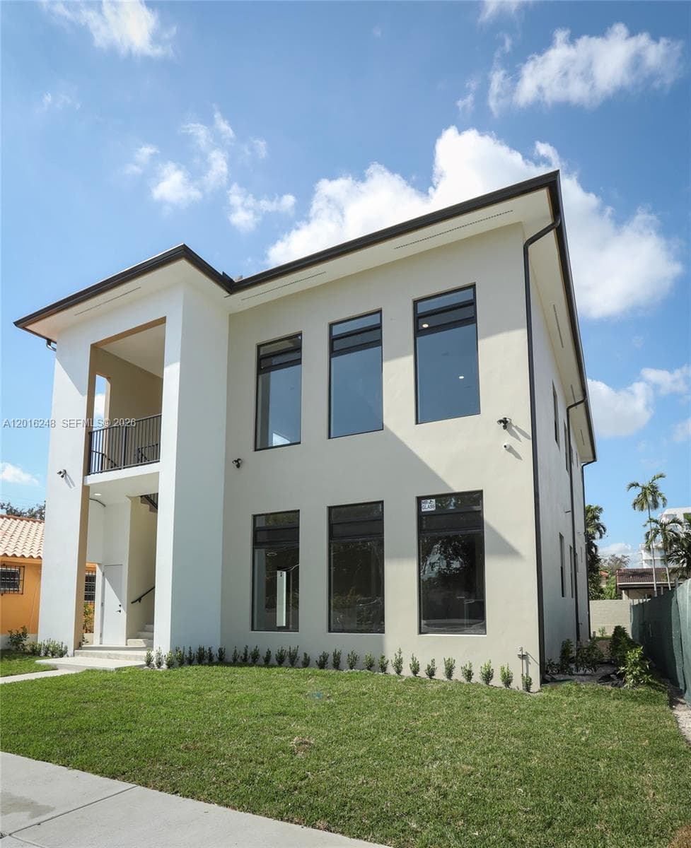 120 SW 35 Ave #A2 photo 4