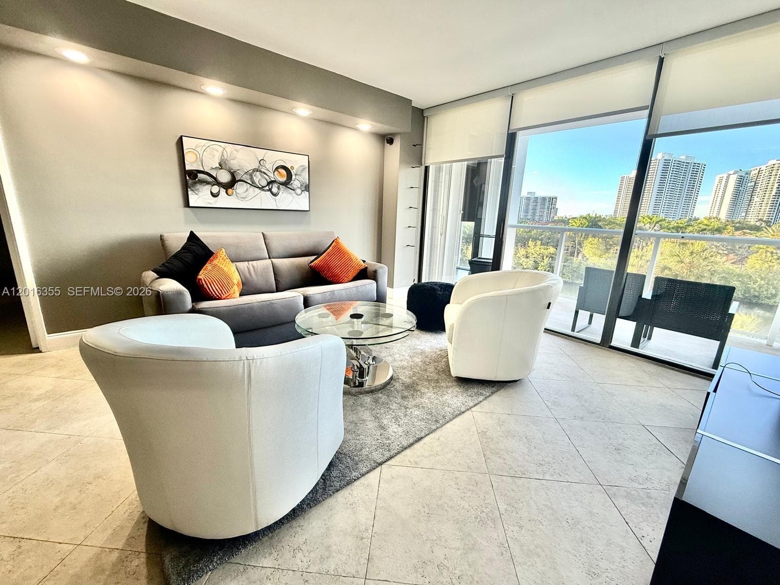FLAMENCO TOWER · #502 in Aventura - Photo 3